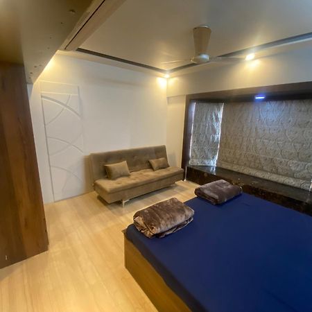 뭄바이 Bandra'S Prime Luxurious 2 Bhk 아파트 외부 사진