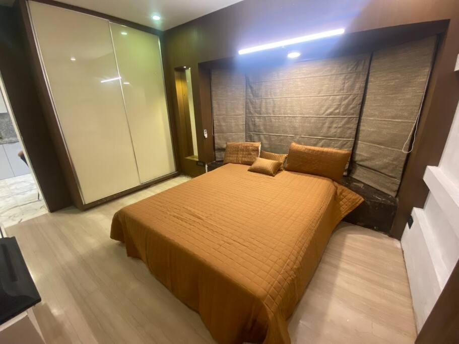 뭄바이 Bandra'S Prime Luxurious 2 Bhk 아파트 외부 사진
